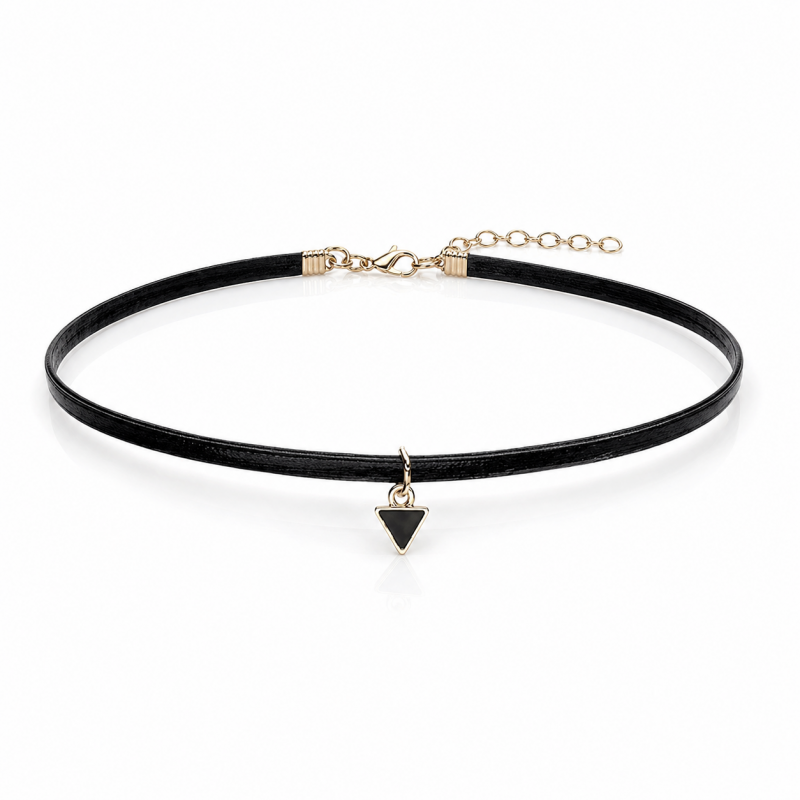 Naszyjnik, czarny choker z ozdobnym trójkącikiem N275